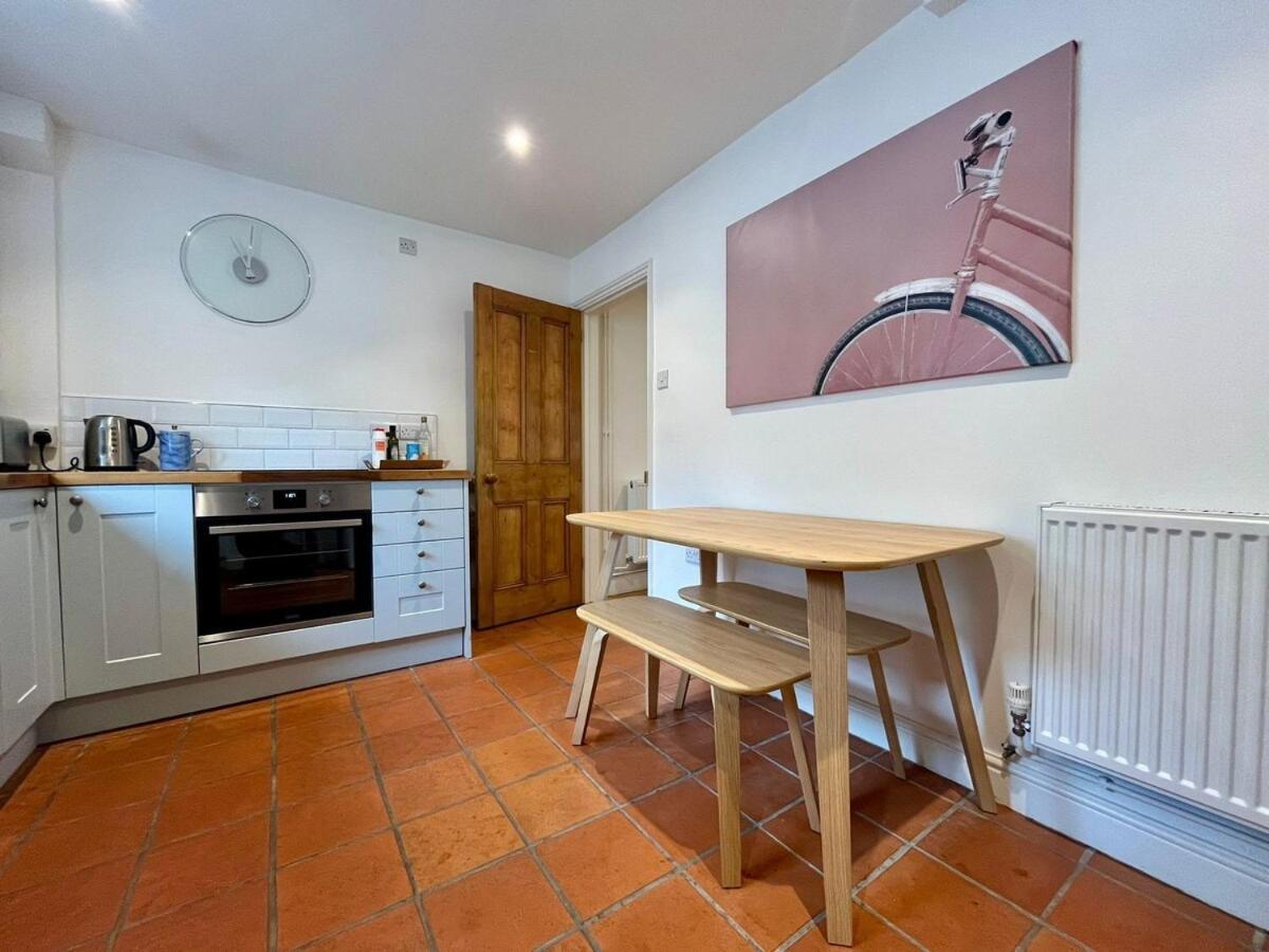 Quaint 2 Bed Cottage In The Heart Of Cambridge Eksteriør billede